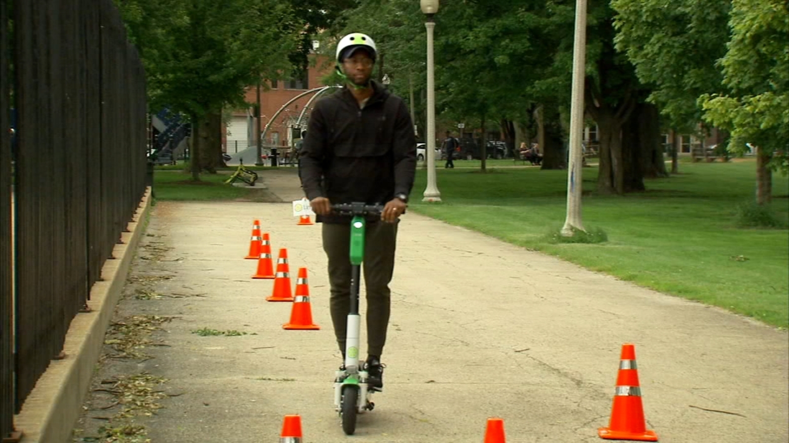 Chicago's electric scooter pilot program launches What you should know