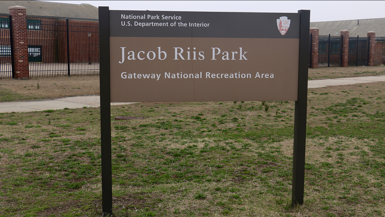 25 Year Old Woman Drowns At Jacob Riis Park In Queens Abc7ny Com