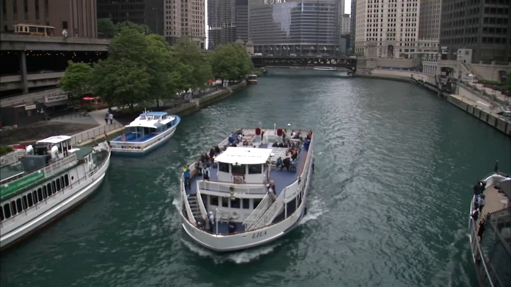 Cool weather in Chicago impacting seasonal businesses