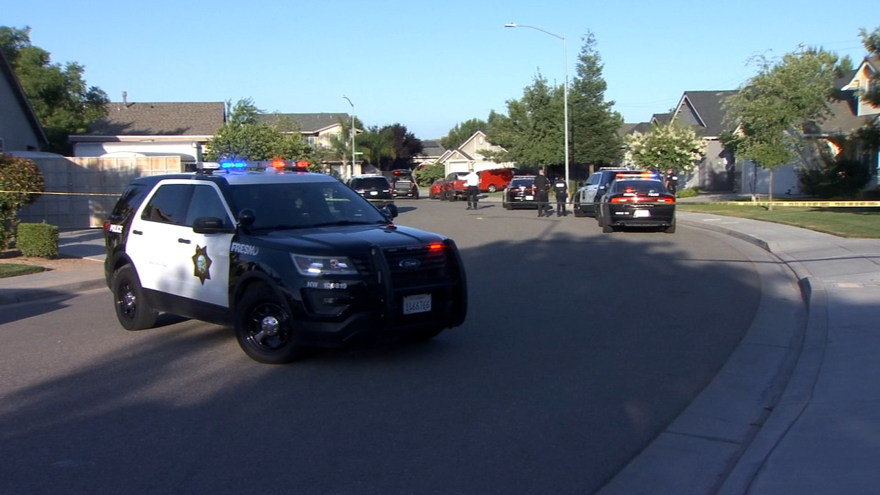 Father shot during argument with his son in Northwest Fresno