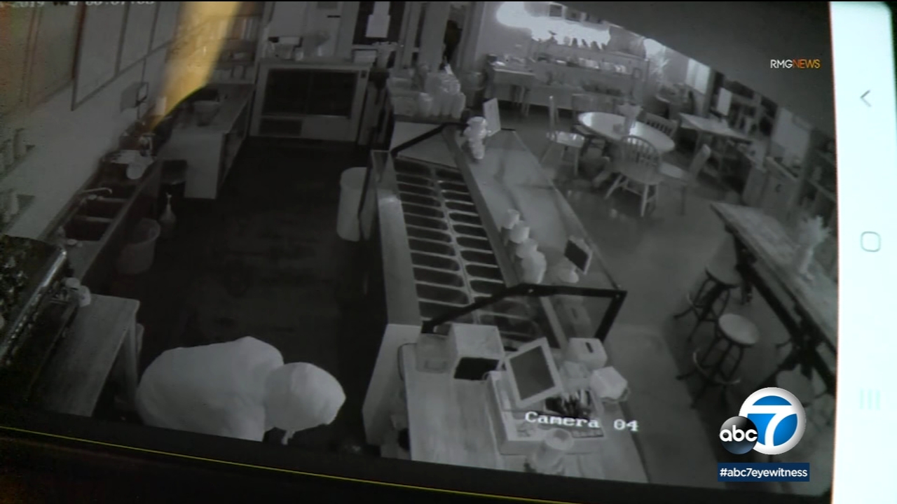 Agoura Hills gelato shop burglarized by masked vandals