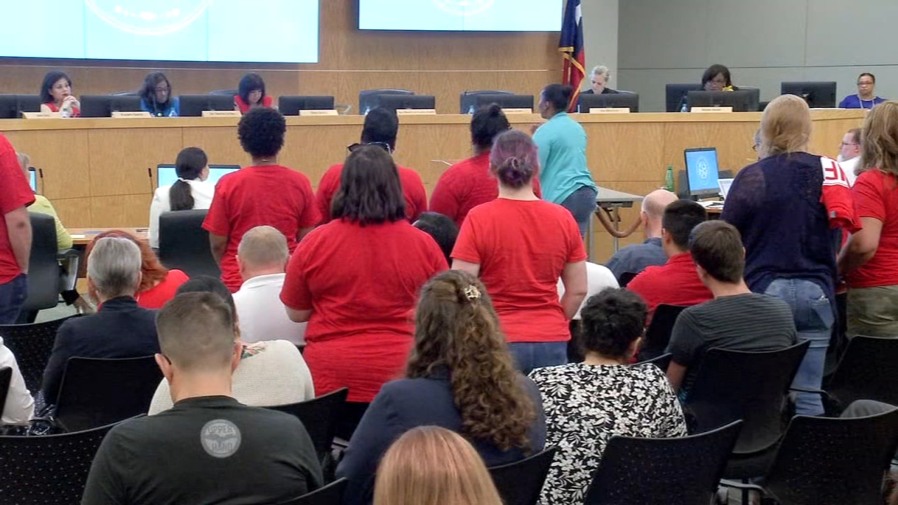 HISD petitions to increase base minimum pay to $15 dollars an hour