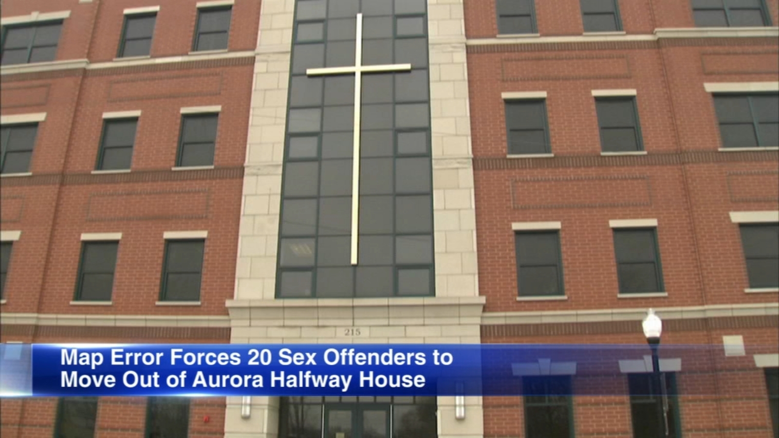 Aurora halfway house forced to kick out 20 sex offenders ABC7 Chicago