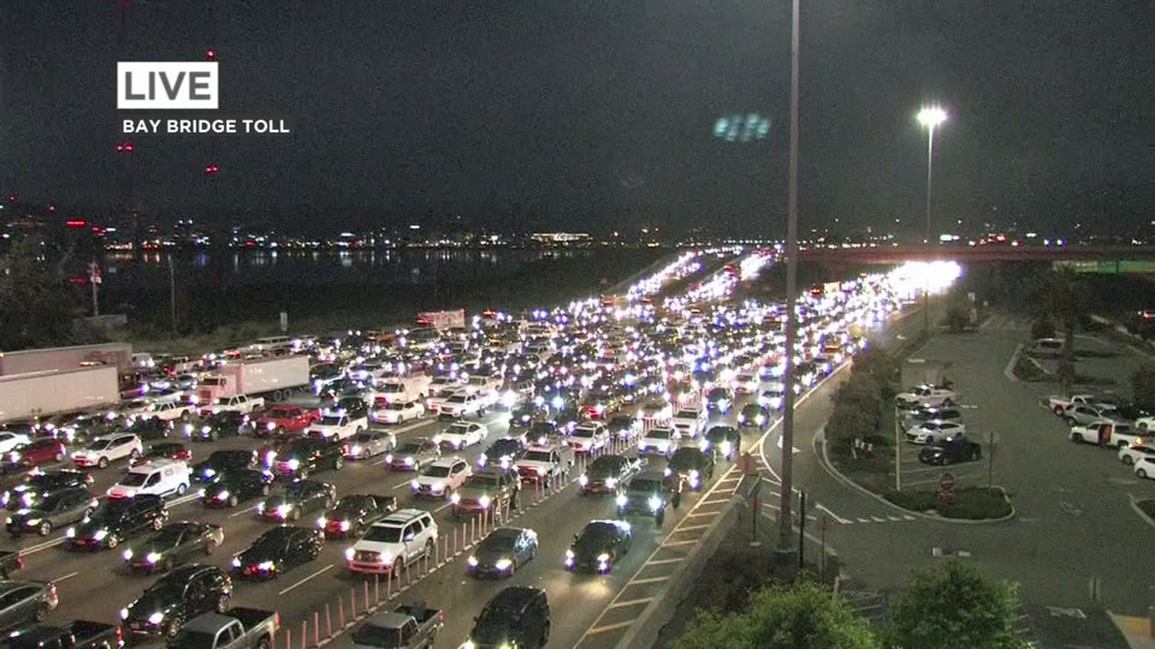 Multi-car crash on westbound Bay Bridge causing delays