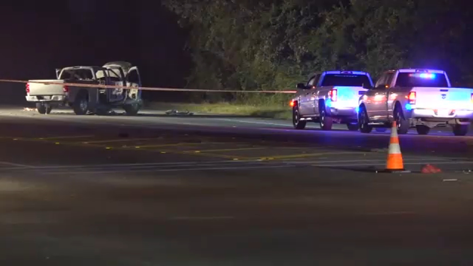 Road rage shooting in Houston ignites car; family rescued by 3 young