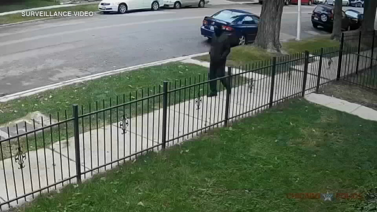 Gun used in 2 Rogers Park murders linked to 2 West Side shootings, source says