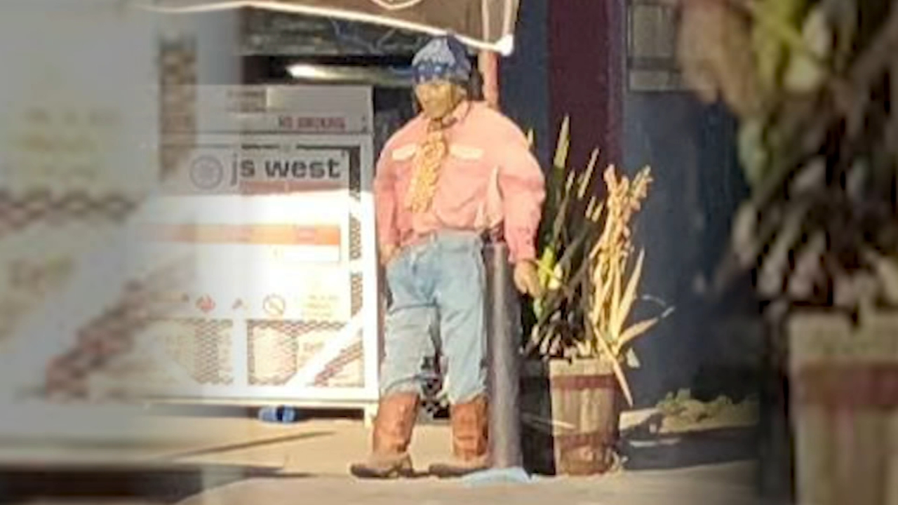 Community searching for stolen beloved wooden statue in Centerville