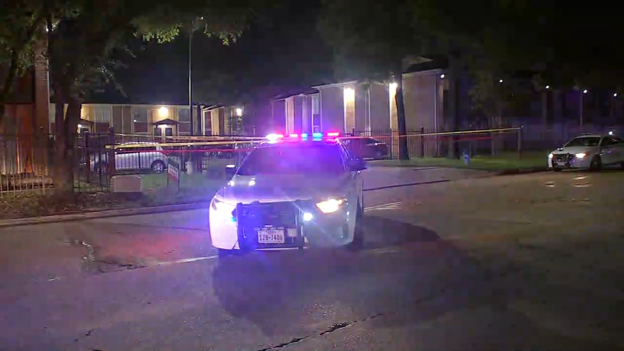Robbery suspect shot and killed when victim fights back, police say