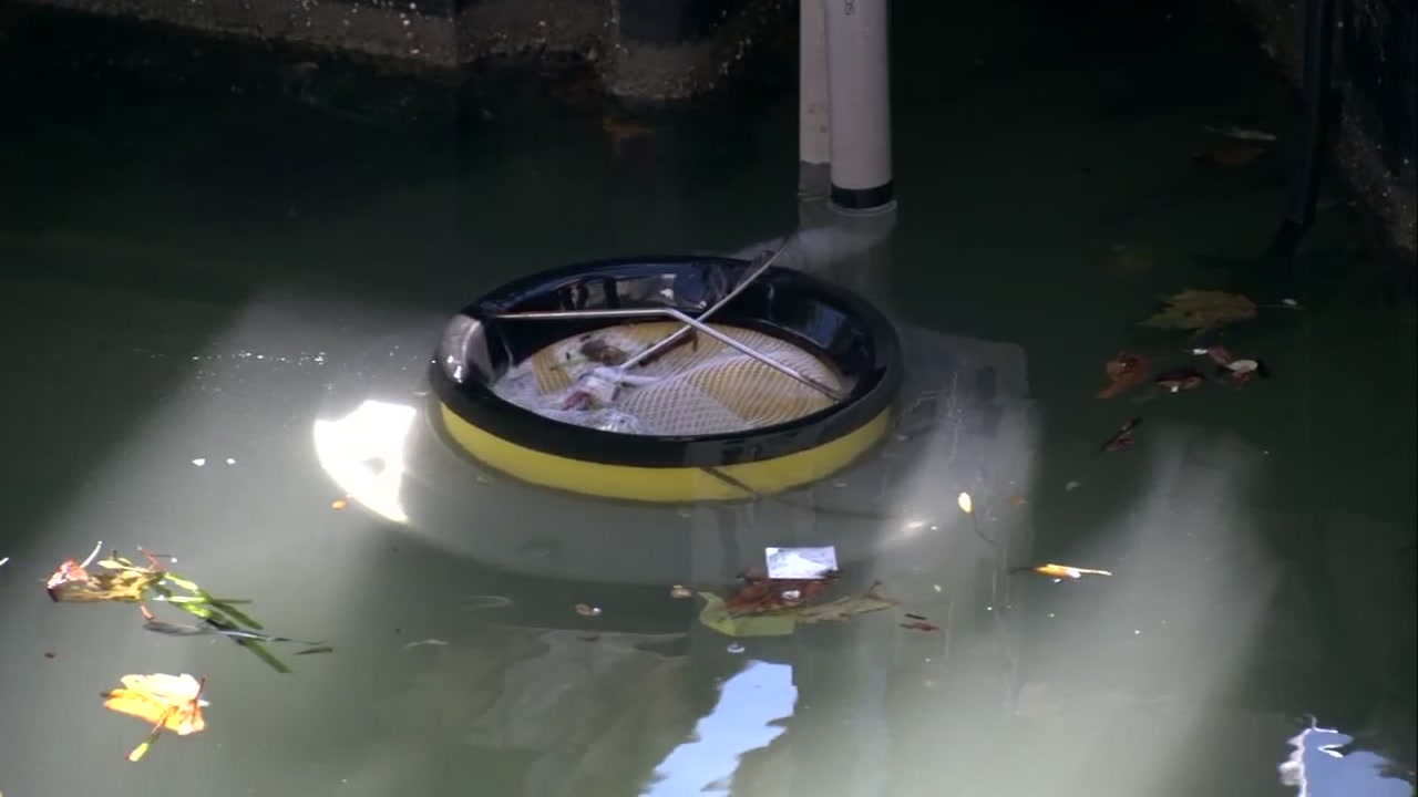 'Seabin' device at Pier 39 works to pull plastics, debris out of the Bay