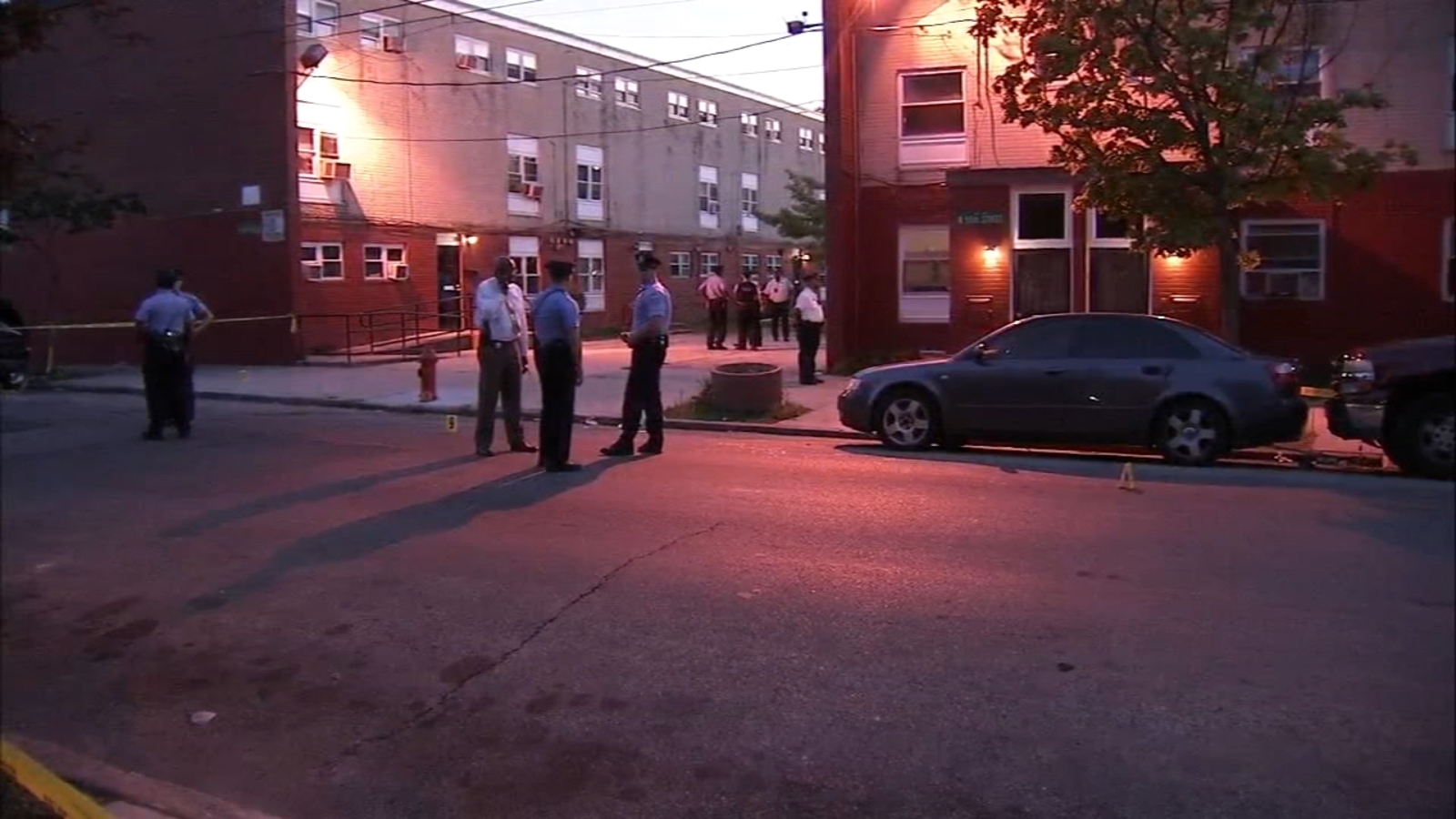 Shooting leaves 2 women injured in West Philadelphia - 6abc Philadelphia