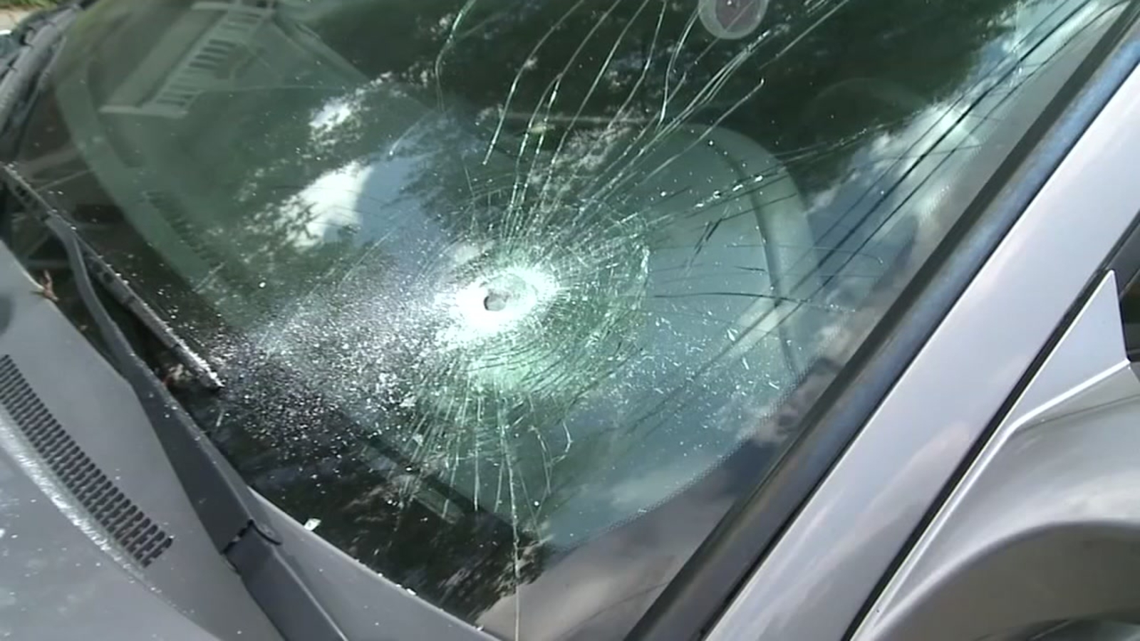 Windshields smashed, 4 cars damaged by vandals who struck Durham