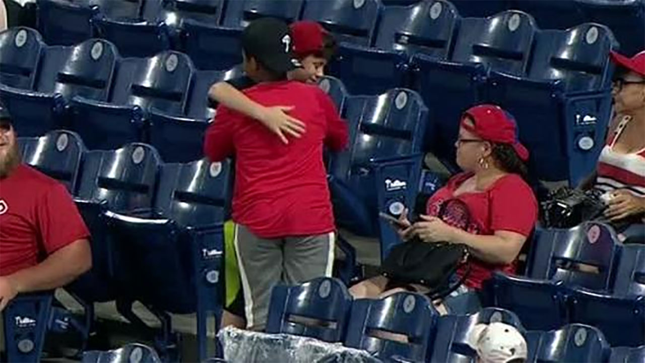Young fan's act of Brotherly Love was highlight of Phillies game