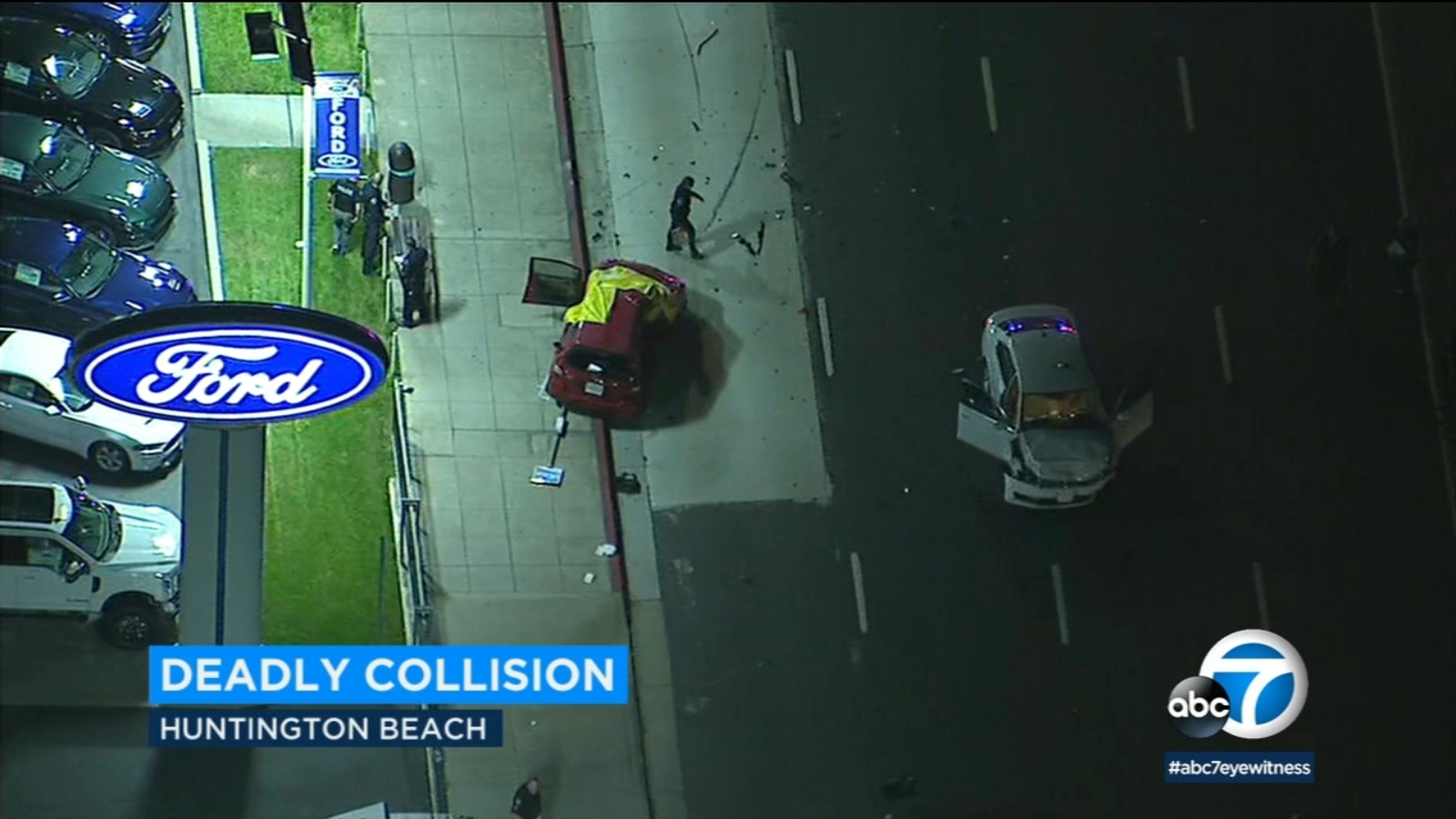 Huntington Beach crash leaves 2 dead, 3 transported to trauma center