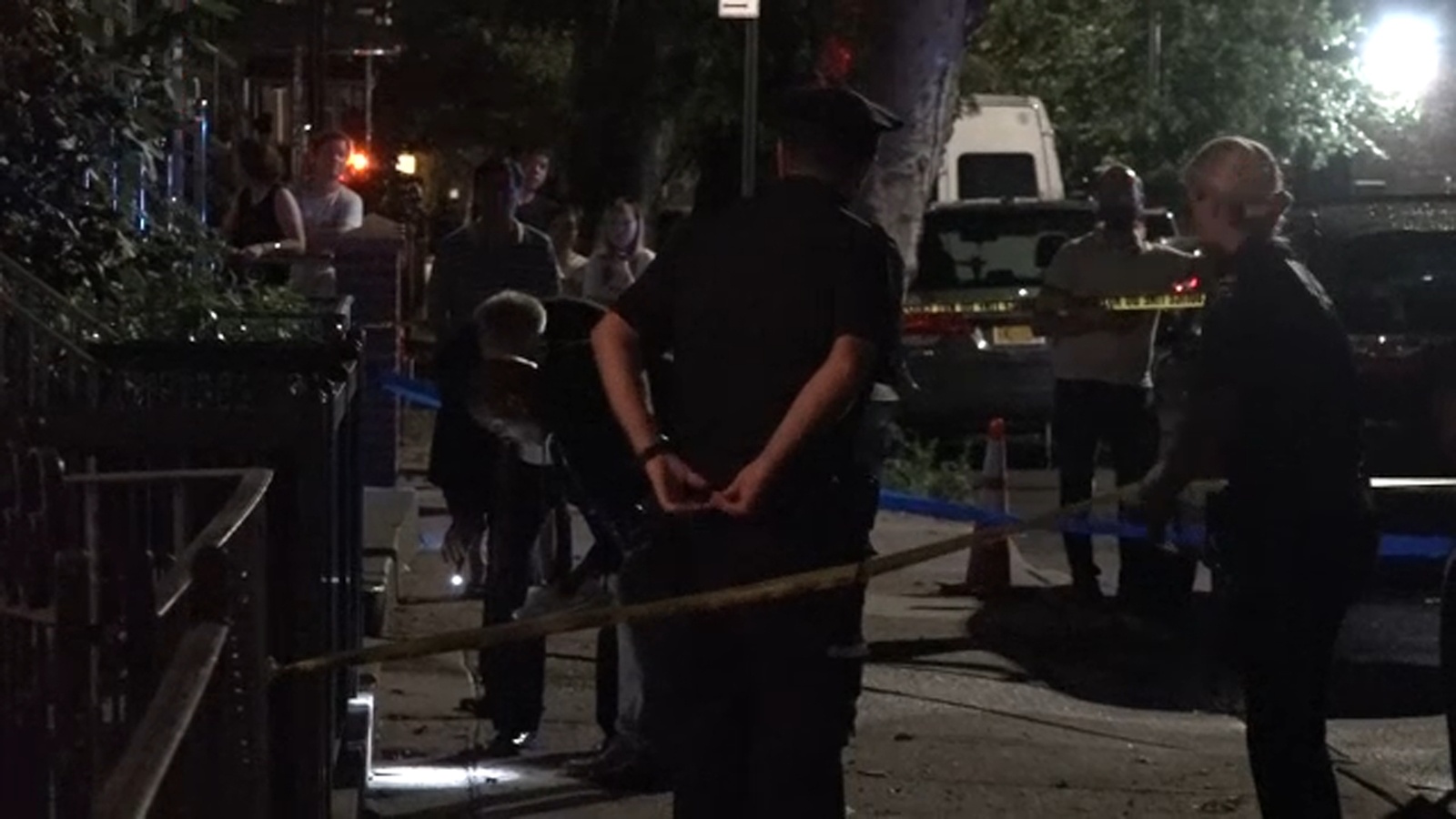 Woman found stabbed to death in Brooklyn apartment - ABC7 New York