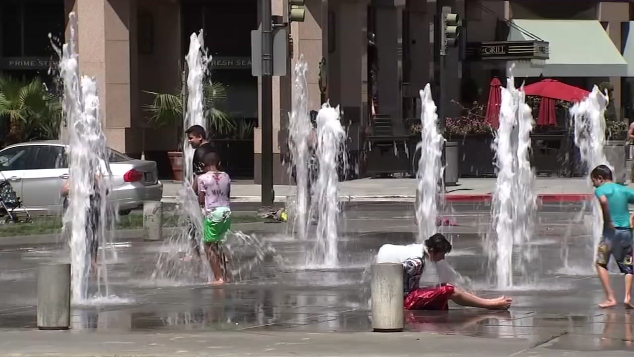 Extreme heat heading to Bay Area, officials warn residents to brace for blazing temps