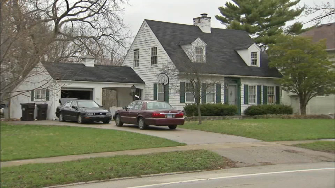 Efforts underway to tear down Freund family's Crystal Lake home: Report