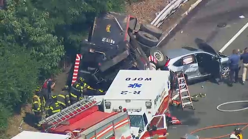New Jersey State Troopers Firefighter Struck By Dump Truck In Multi Car Crash On I 280 In West Orange Abc7 New York