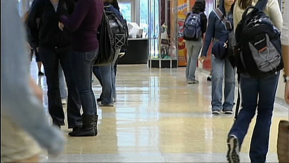Suburban parents reportedly giving up custody of kids to get need-based financial aid