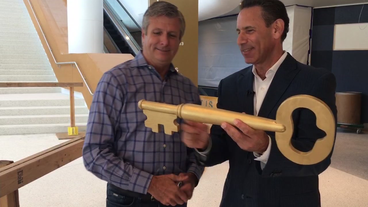 EXCLUSIVE: Warriors president gets keys to Chase Center