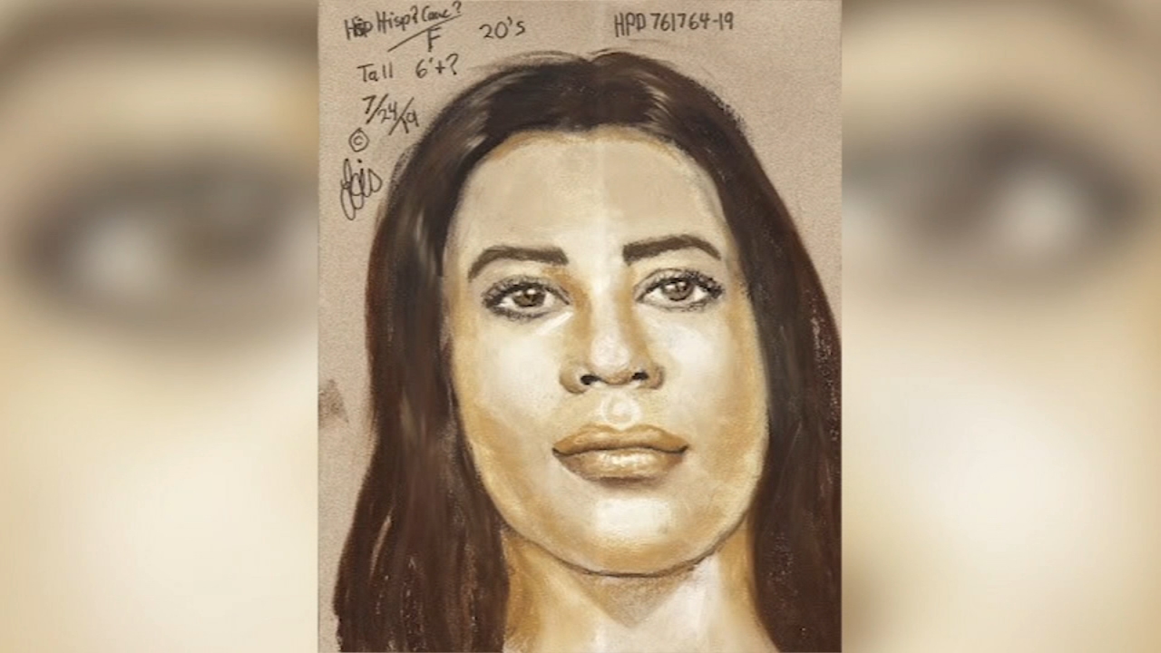 Police looking for woman who used knife to carjack teen