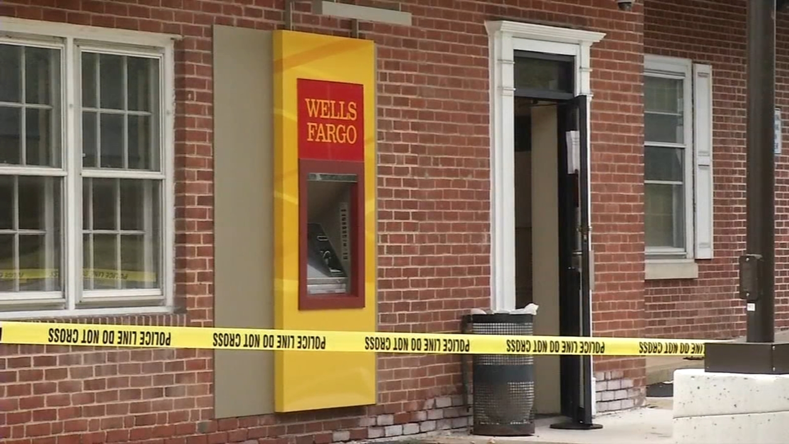 Suspects sought after Wells Fargo bank robbery in Bellvue, Delaware