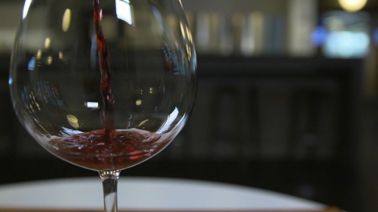 Study: Alcohol and nicotine before bed are 'sleep thieves'