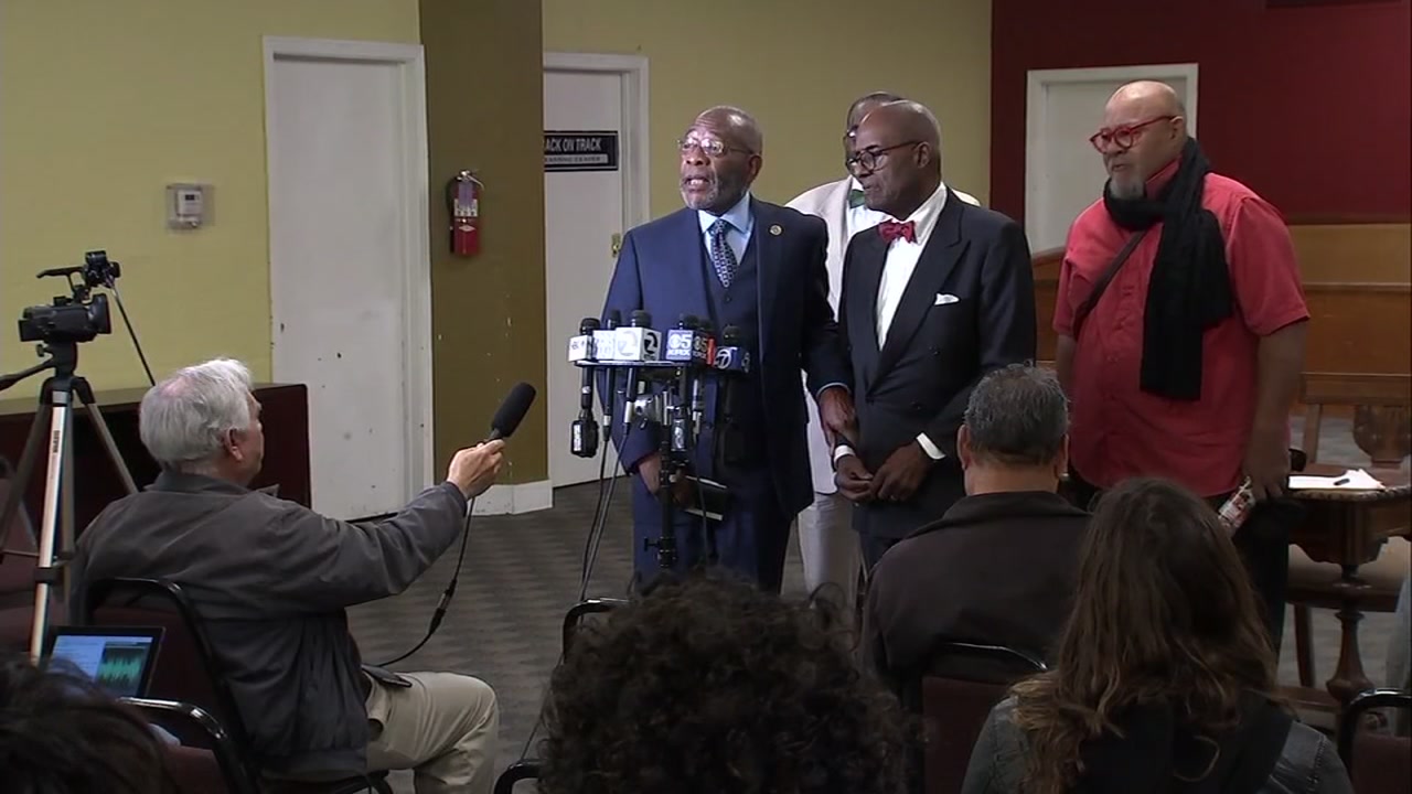 Black Leaders say getting rid of Washington High mural would be 'whitewashing' history