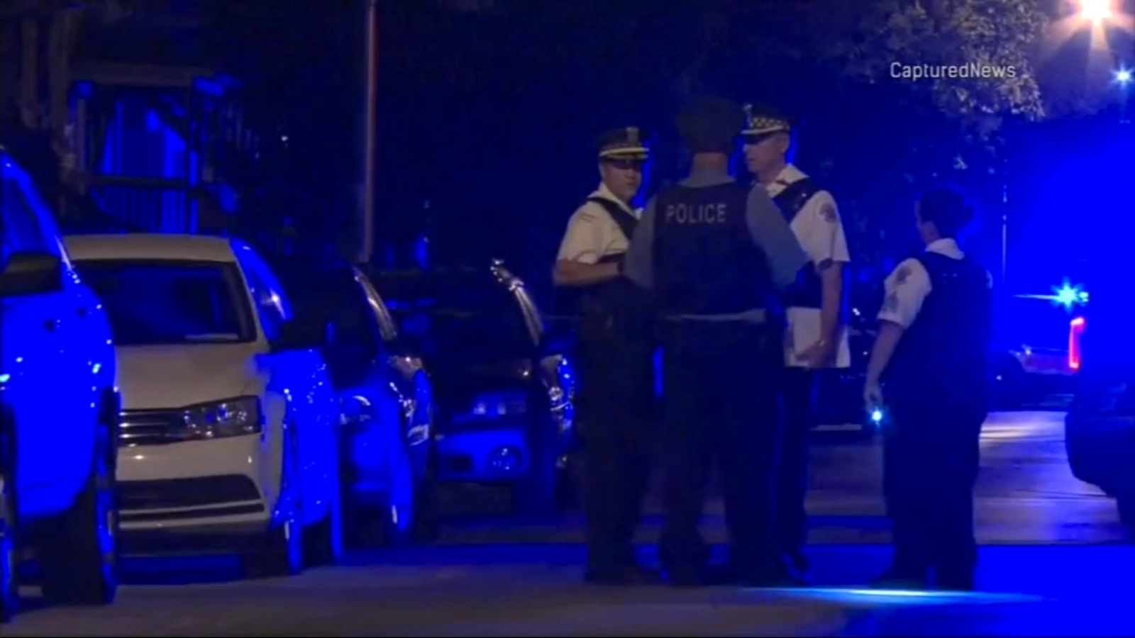 Offduty Chicago police officer fires shots at suspect in South Chicago