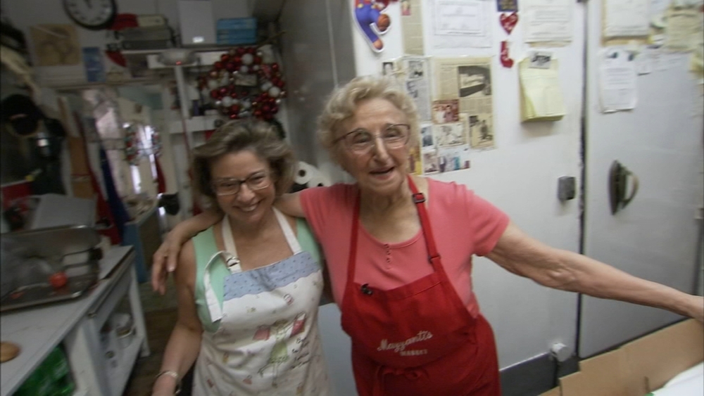 Art of Aging: 90-year-old woman keeps family business going