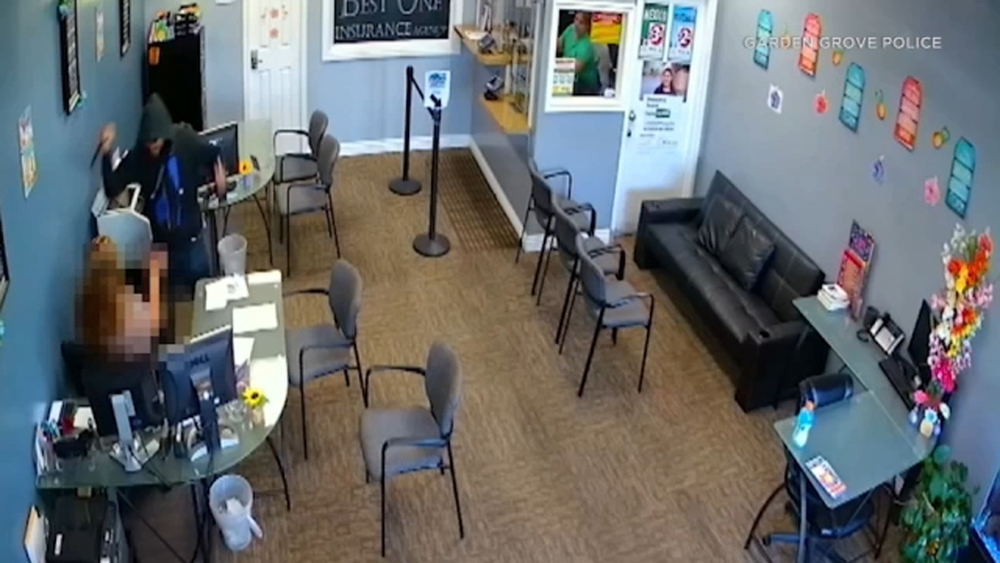 Video shows disturbing Orange County stabbing attack