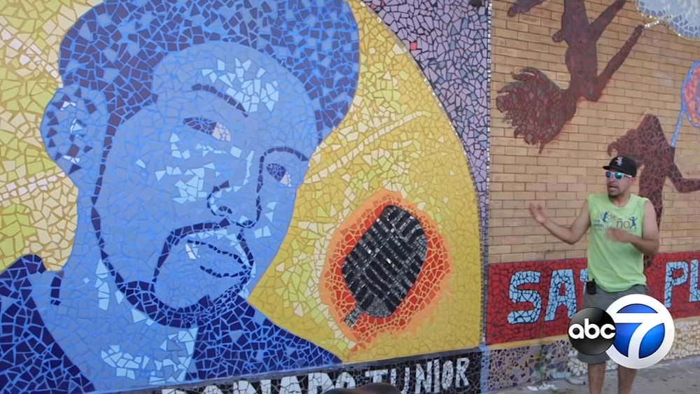 Pilsen Public Art Tours offer education about neighborhood murals, help preserve area's Mexican heritage