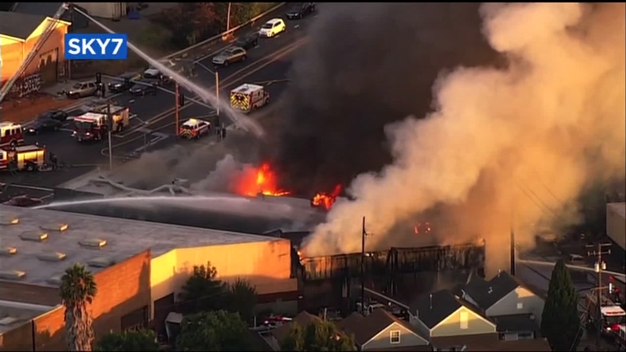 Massive fire burns community arts space in Oakland