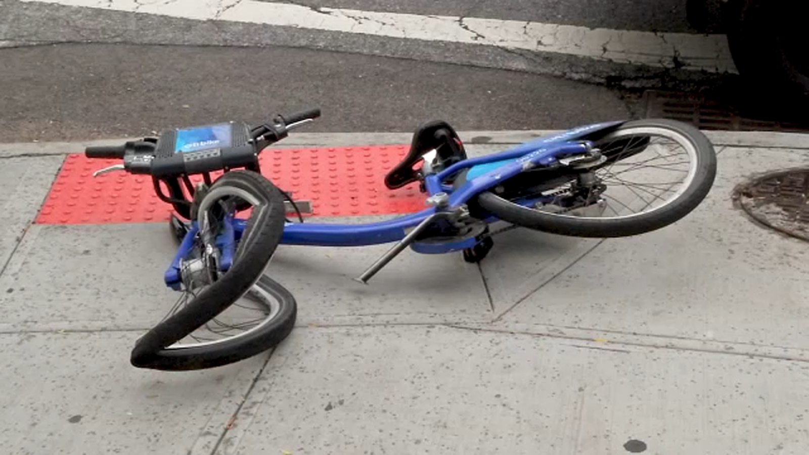 New York City sees 3 bike accidents in 1 afternoon ABC7 New York