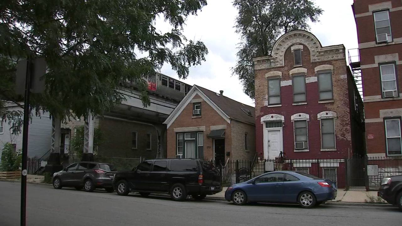 New law protects immigrants renting property in Illinois, 2nd state to enact similar legislation
