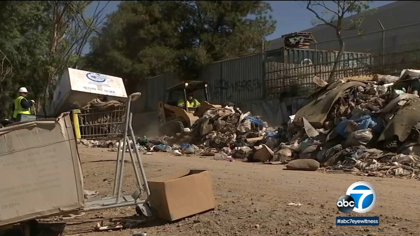 Riverside shuts down large-scale homeless encampment - ABC7 Los Angeles