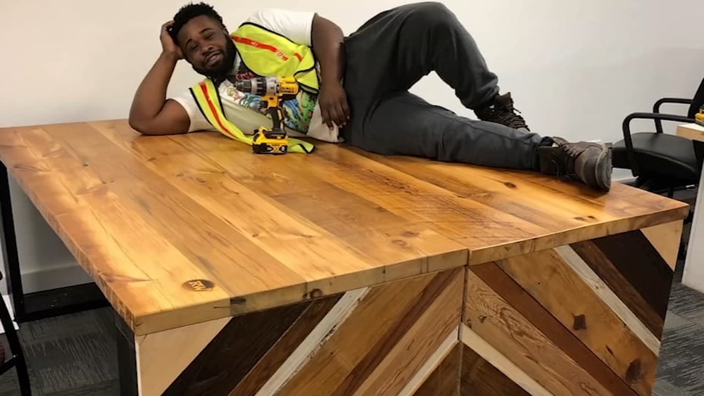 Through woodworking, East Garfield Park nonprofit gives Chicagoans a second chance