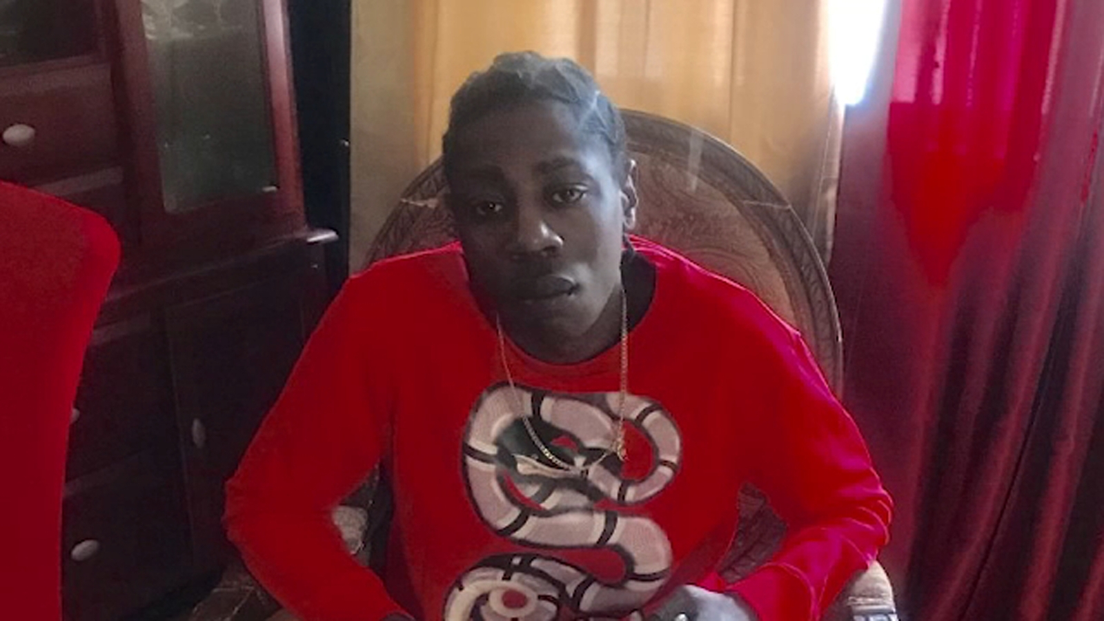 2 men fatally shot in car in Rosedale, Queens; witnesses say gunman