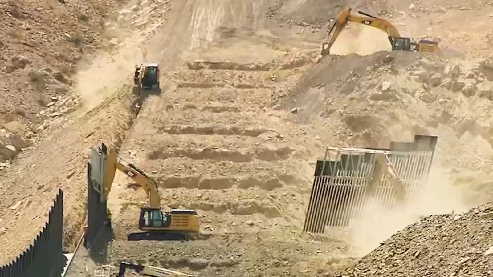 Border wall gets 20 more miles approved by Pentagon - ABC7 Chicago