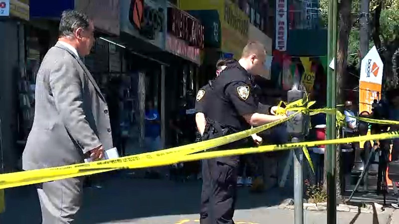 Man and woman sought in Mott Haven stabbing; man critically injured