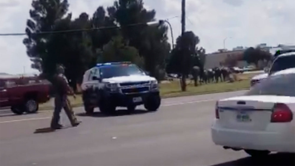 At least 5 people killed, 21 injured in Texas shooting