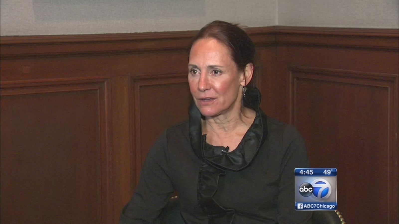 Laurie Metcalf honored by Steppenwolf Theatre - ABC7 Chicago
