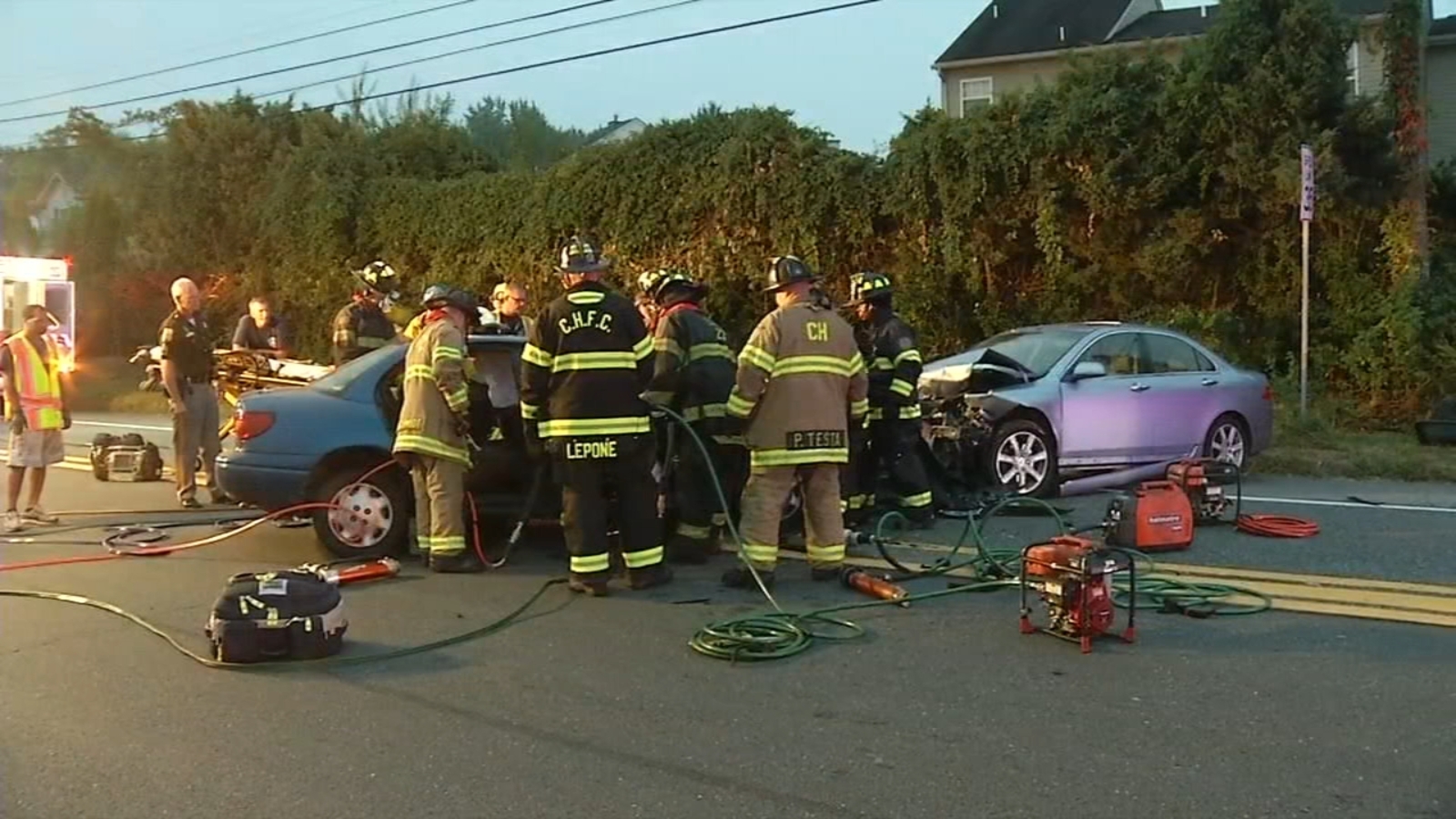 2 injured in head-on collision in New Castle County - 6abc Philadelphia