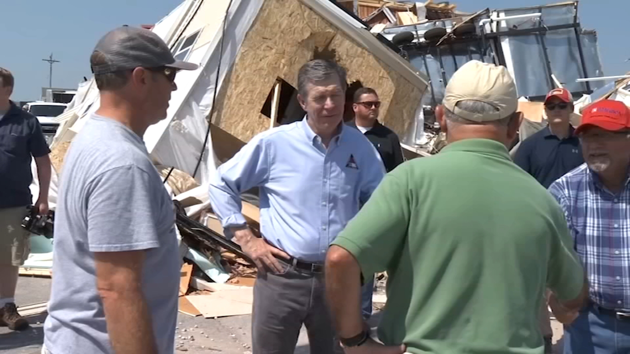 Govenor Cooper checks out damage from Hurricane Dorian