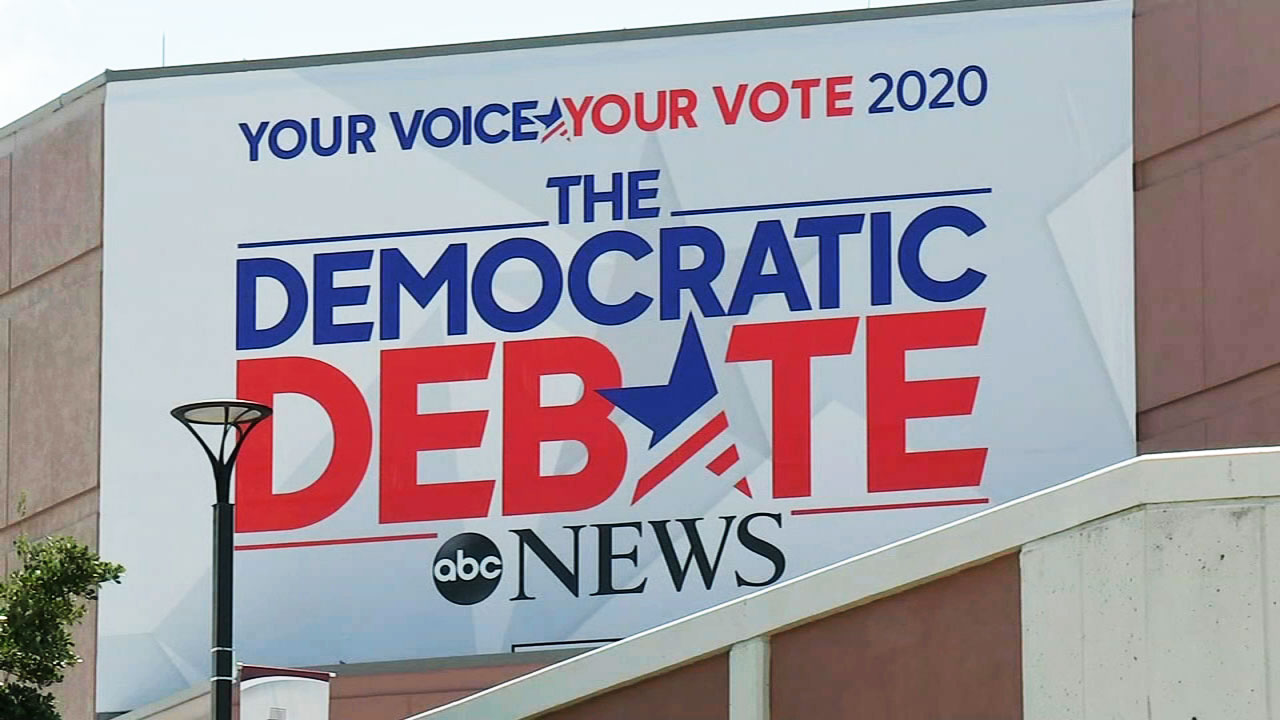 Democratic debate: Economy looms large on students' minds