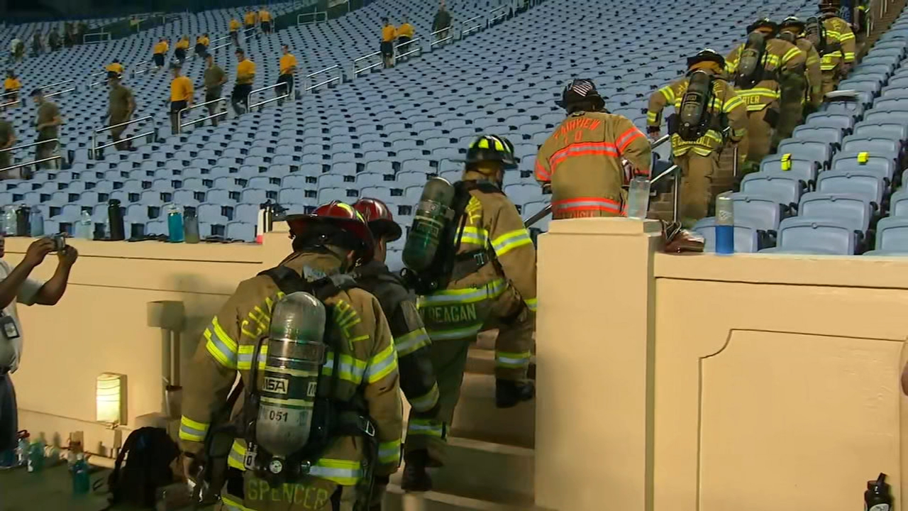 UNC students honor 9/11 responders with Kenan stair climb