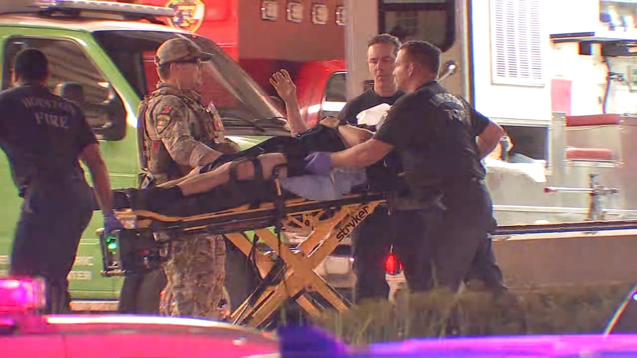 What we know about officer shot in crime spree
