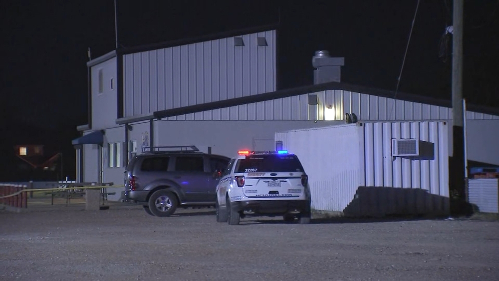Drive-in theater manager shoots attempted robbery suspect