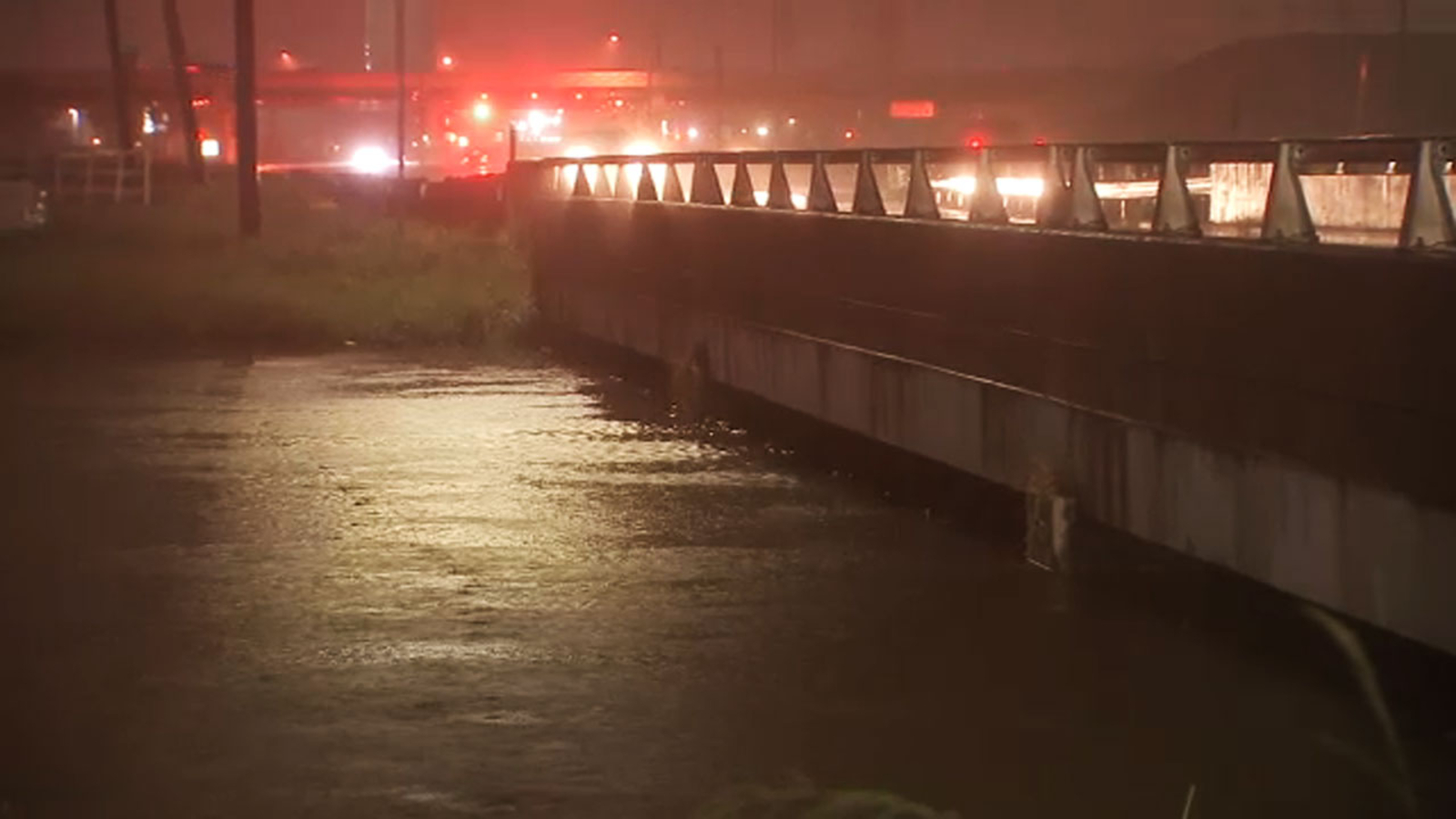 Turkey Creek rising rapidly near Clear Lake ABC13 Houston