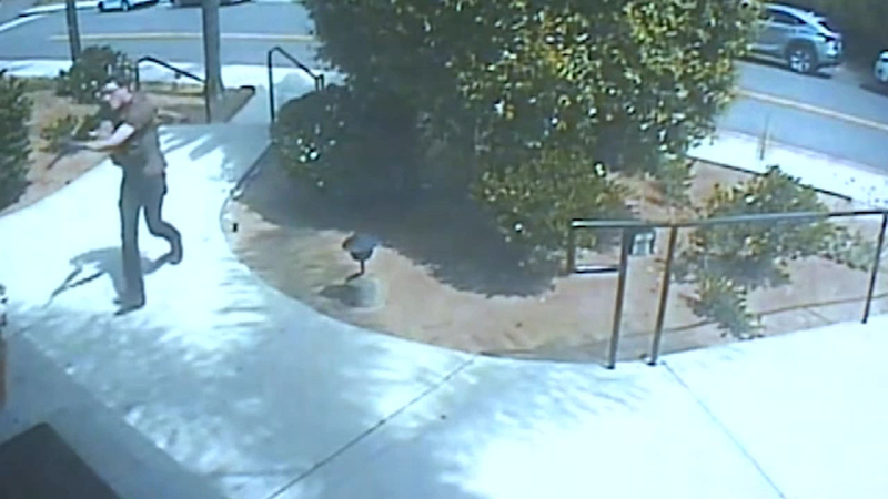 San Diego Synagogue Shooting New Video Shows Moment Gunman John Ernest Opened Fire Killing 1 Injuring 3 Abc11 Raleigh Durham San Diego Synagogue Shooting New Video Shows Moment Gunman John Ernest Opened Fire Killing 1 Injuring 3 Abc11 Raleigh Durham