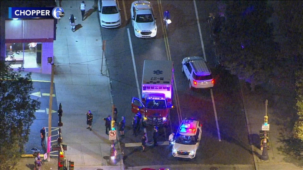 Man steals ambulance while paramedics were inside Philadelphia hospital